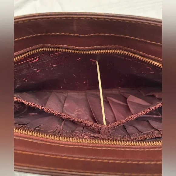 Cartier Bordeaux Leather Must de Cartier A5 Document Case Clutch Bag. - Picture 10 of 14